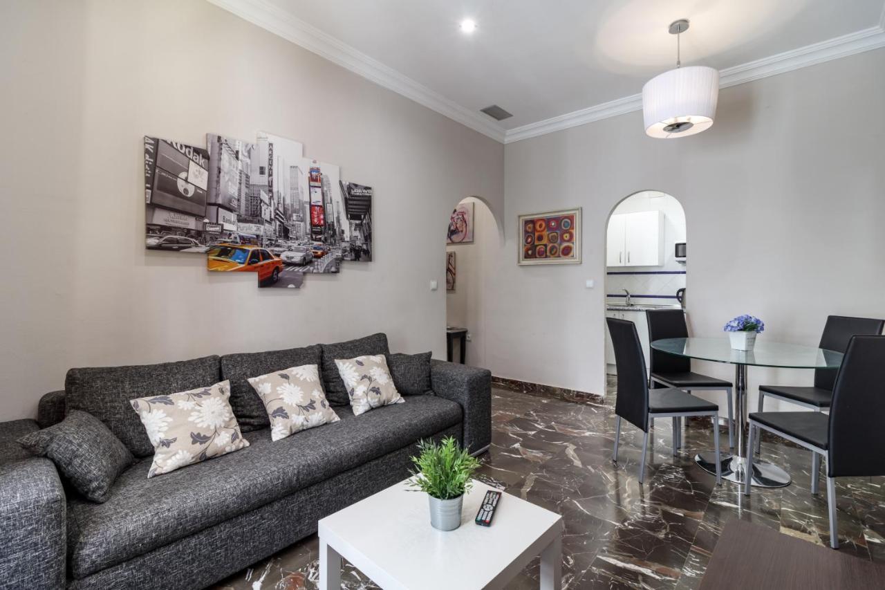 Great Apartment Parking Гранада Экстерьер фото