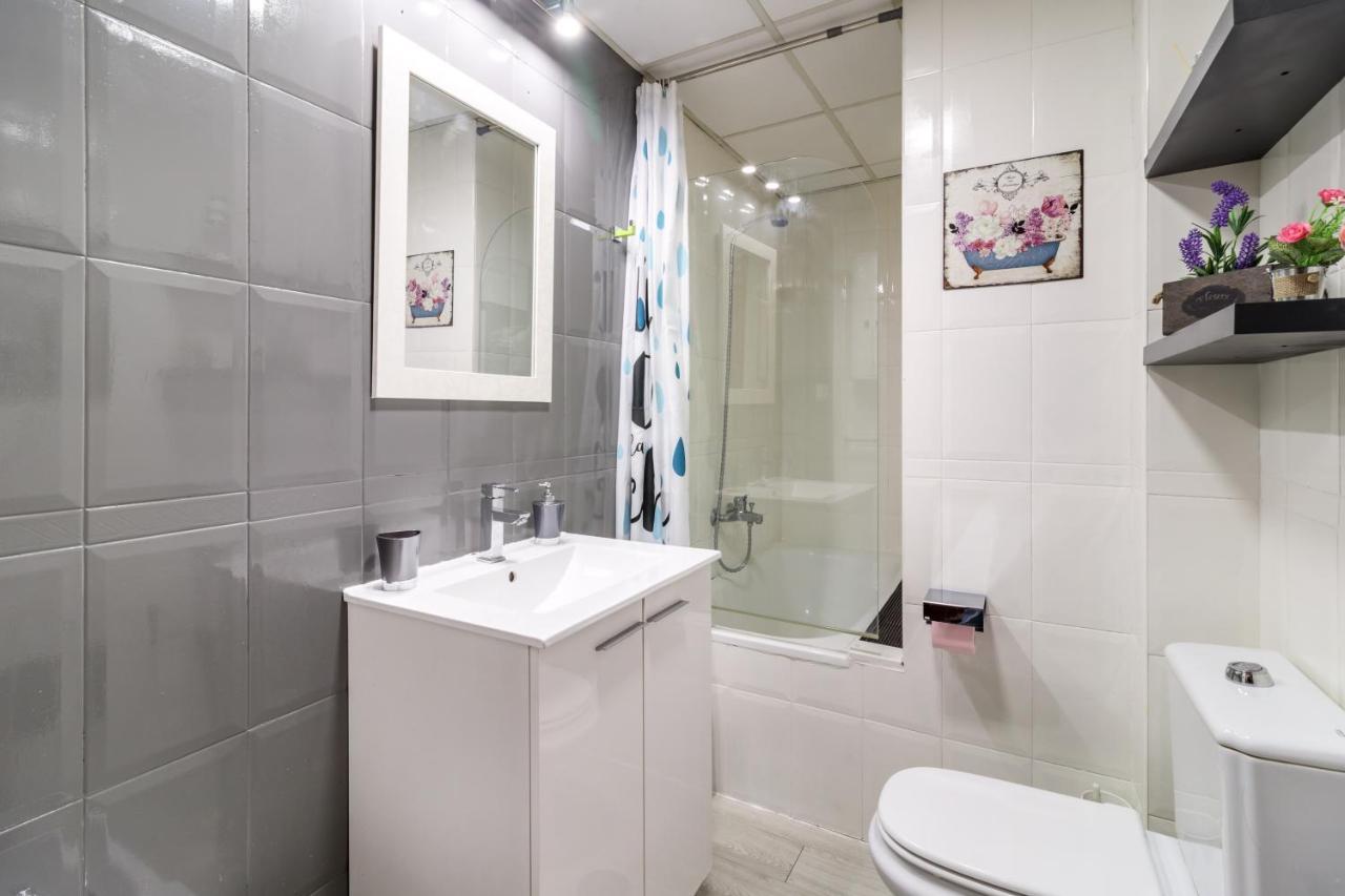 Great Apartment Parking Гранада Экстерьер фото