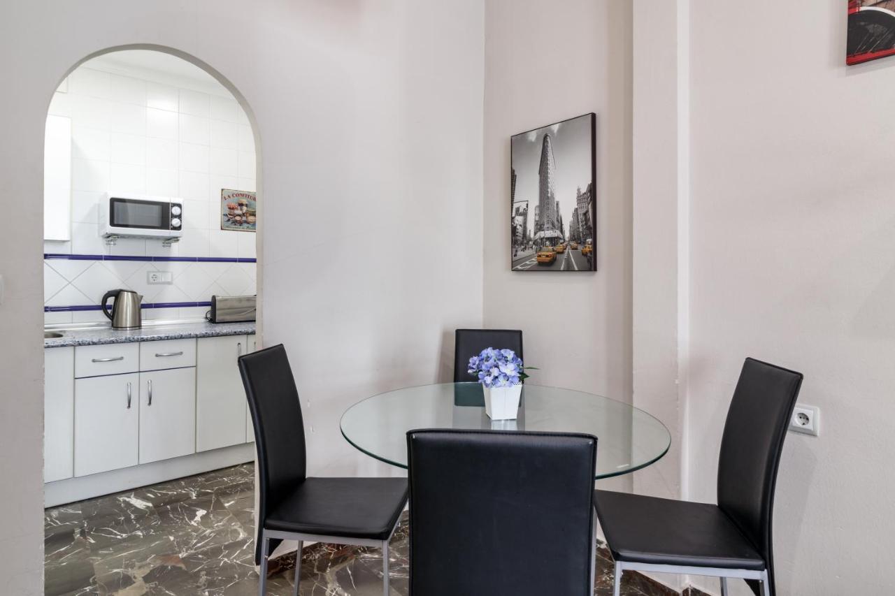Great Apartment Parking Гранада Экстерьер фото