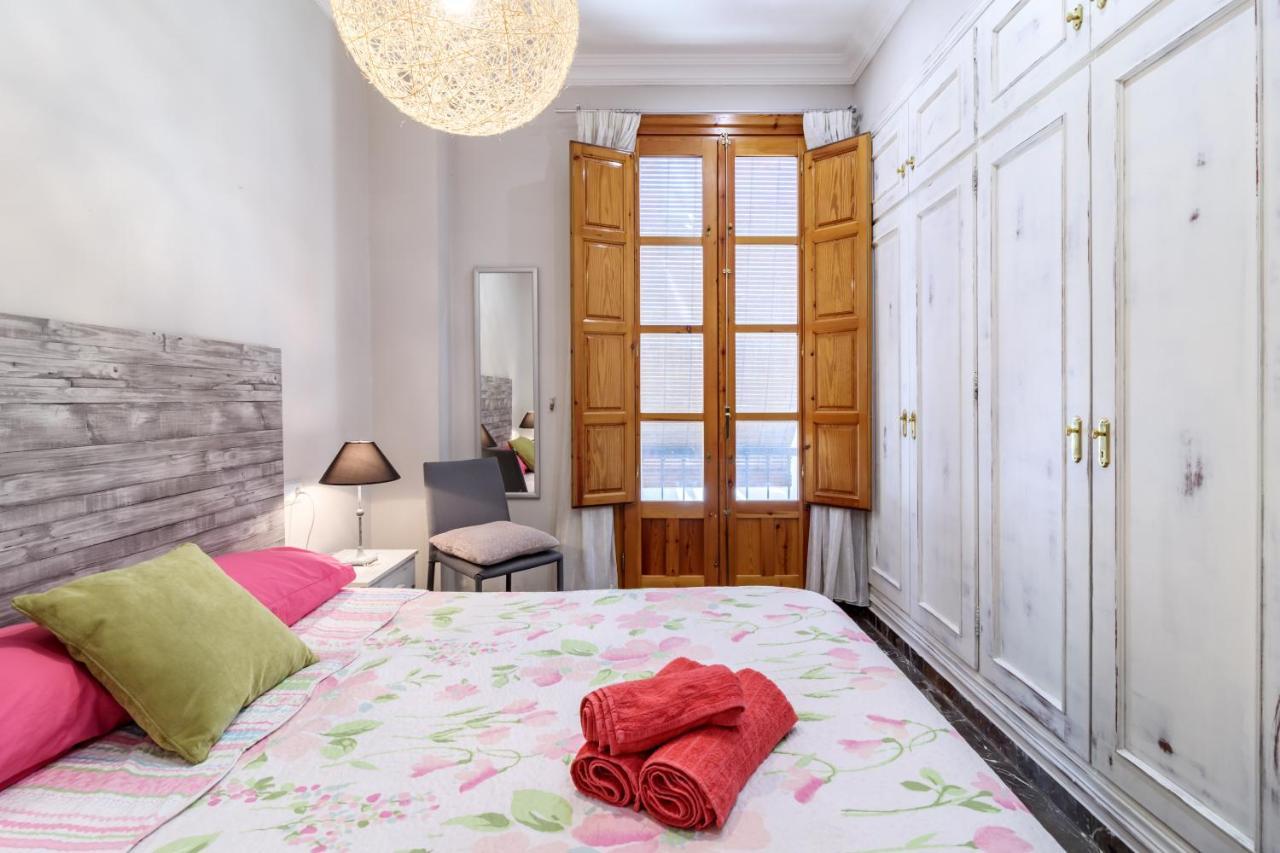 Great Apartment Parking Гранада Экстерьер фото